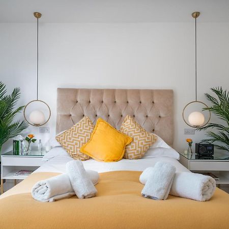 Captivating Apartment In Shepherds Bush Londra Dış mekan fotoğraf